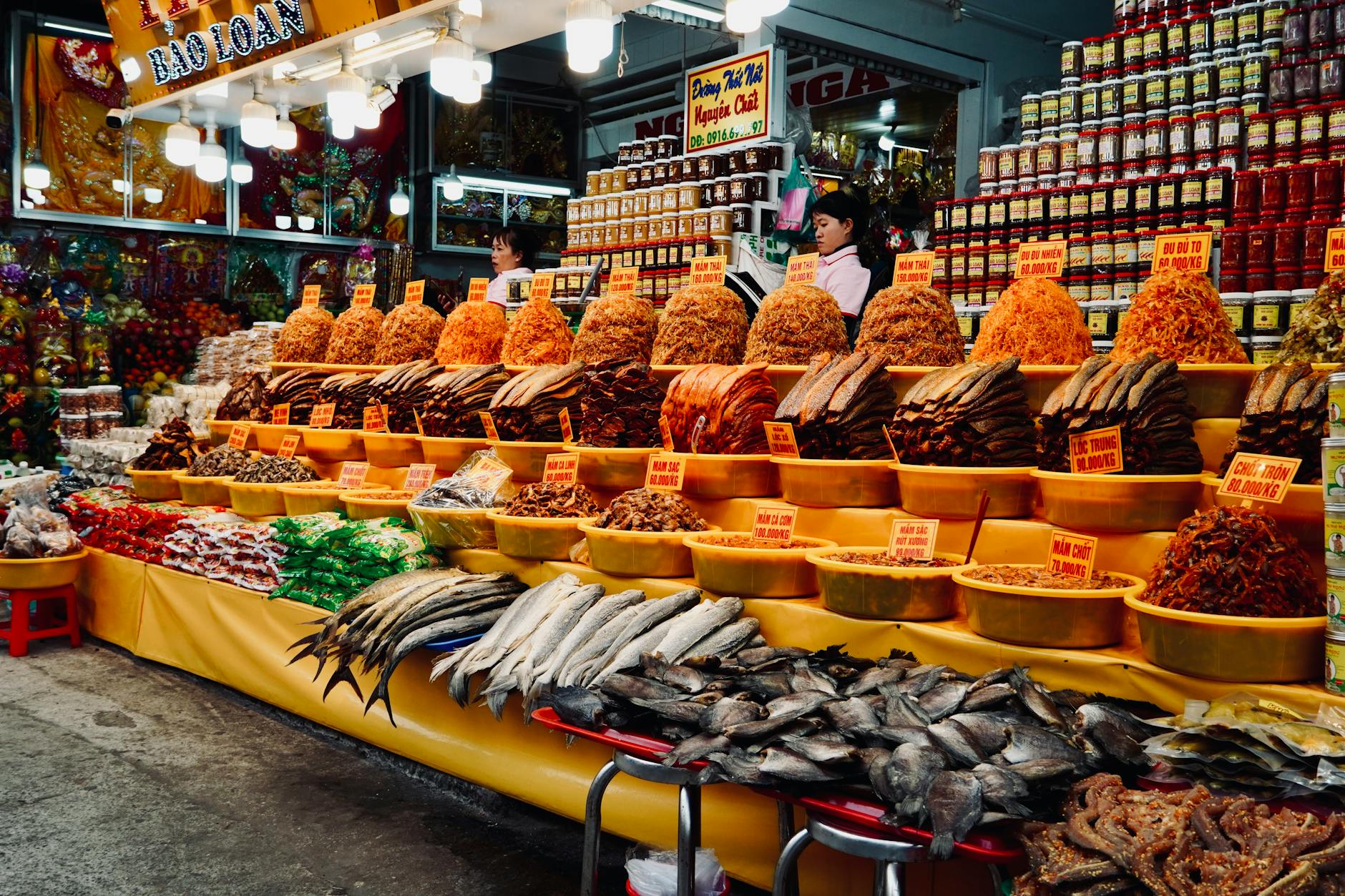 Milan Chinatown Via Paolo Sarpi neighborhood dining