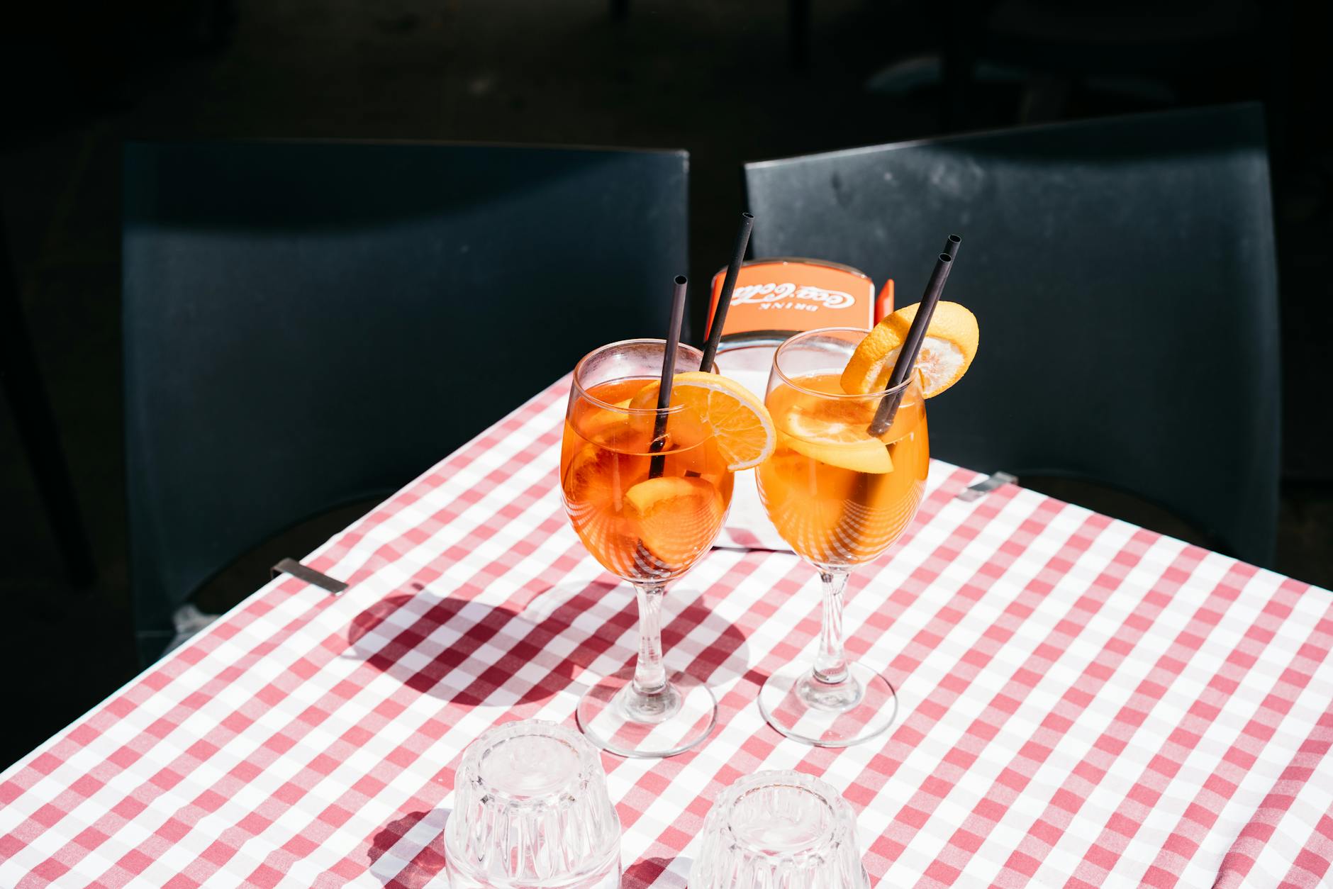 Romantic things to do in Milan enjoying aperitivo on a terrace
